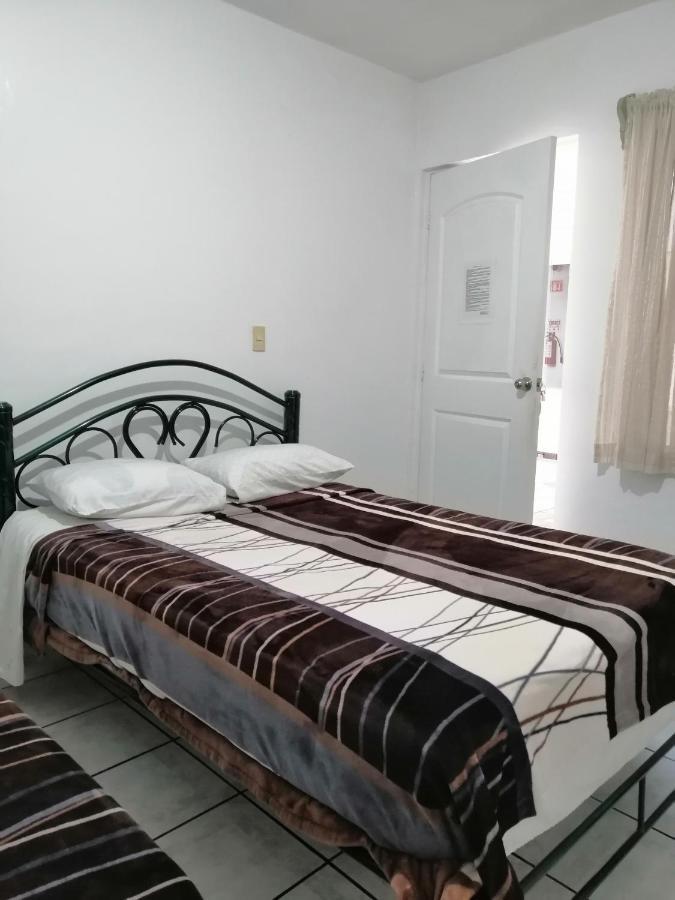 Hostal Maple Queretaro Exterior photo