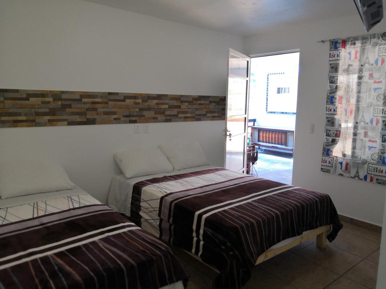 Hostal Maple Queretaro Exterior photo