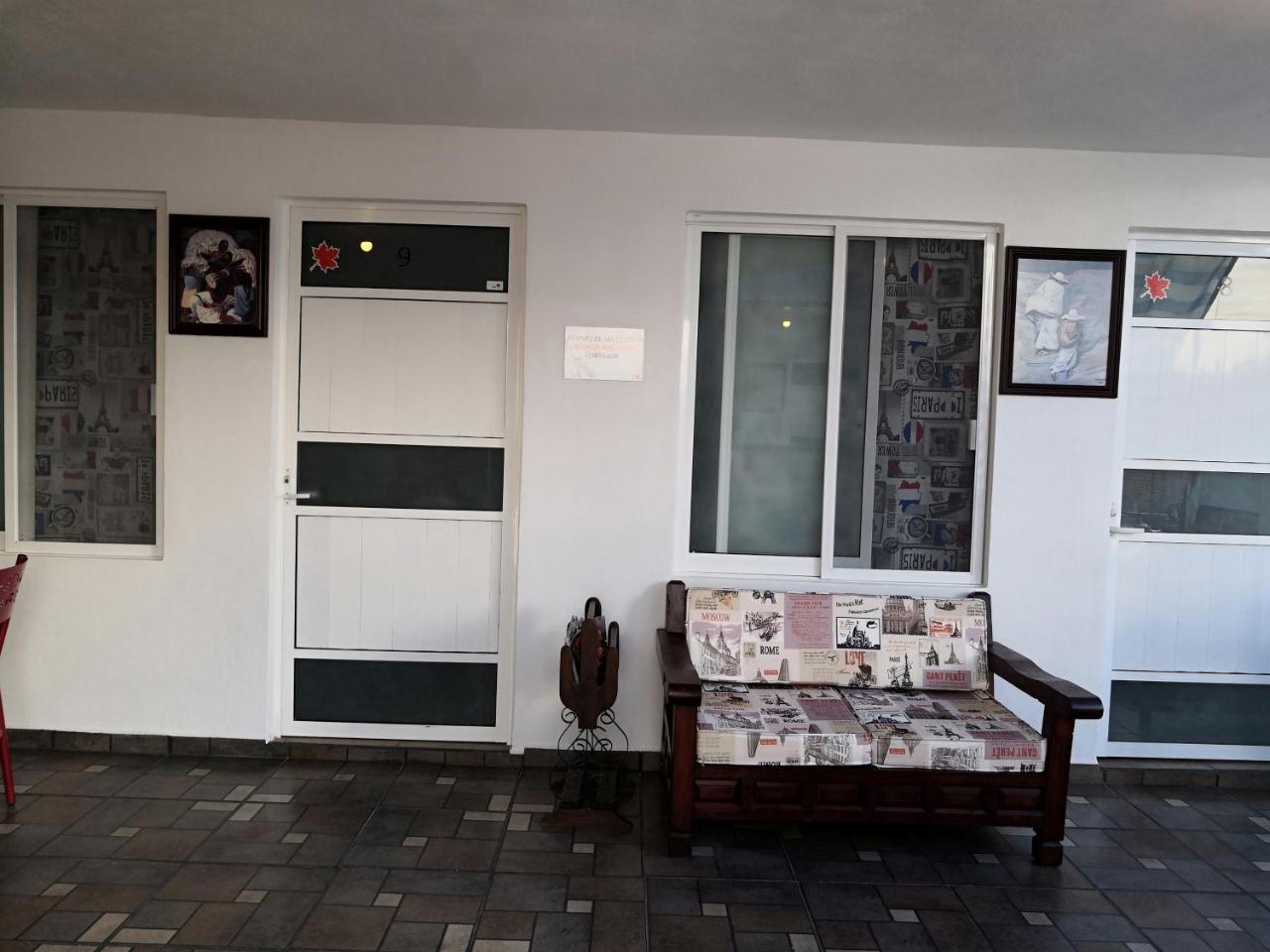 Hostal Maple Queretaro Exterior photo