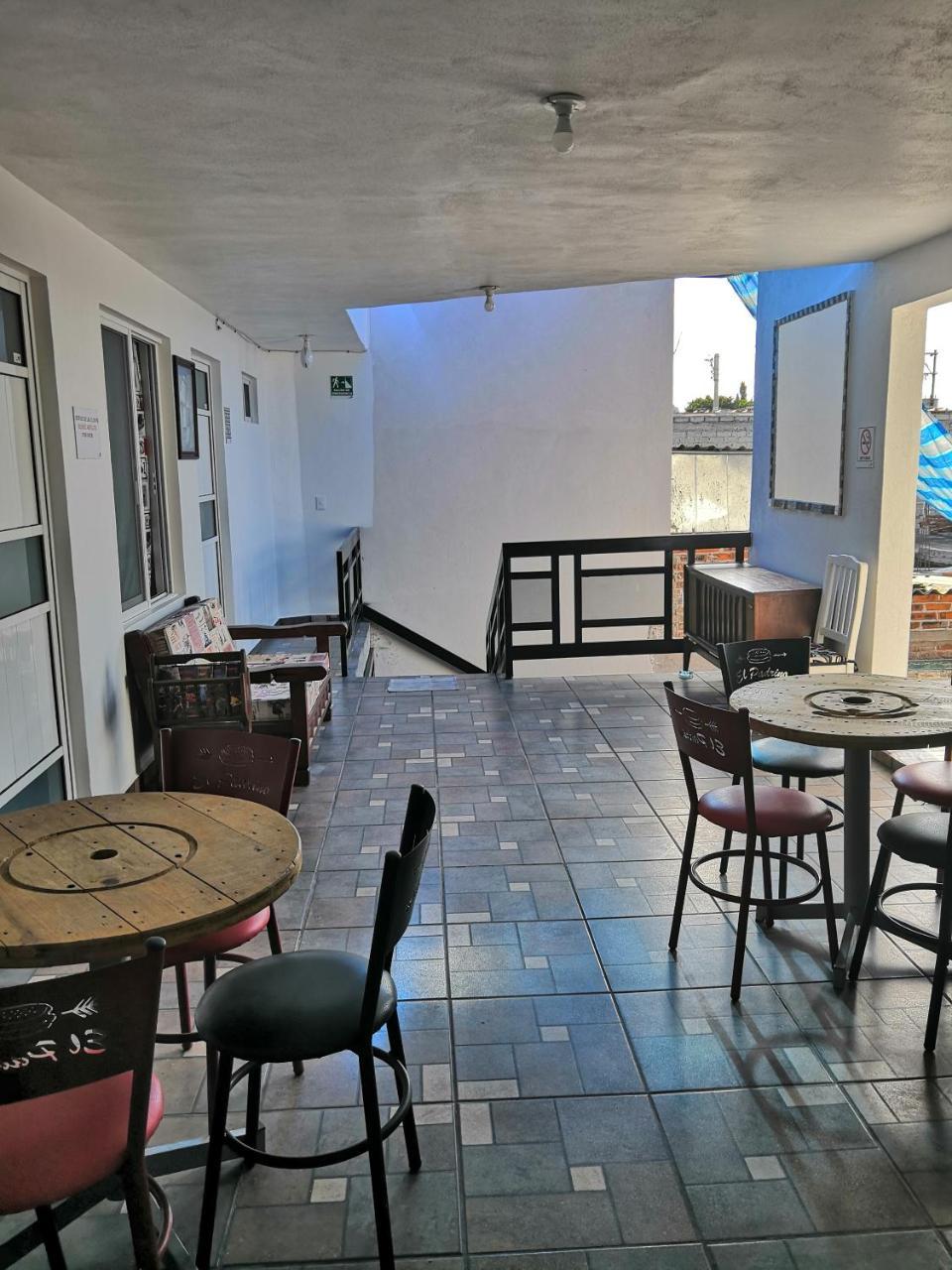 Hostal Maple Queretaro Exterior photo